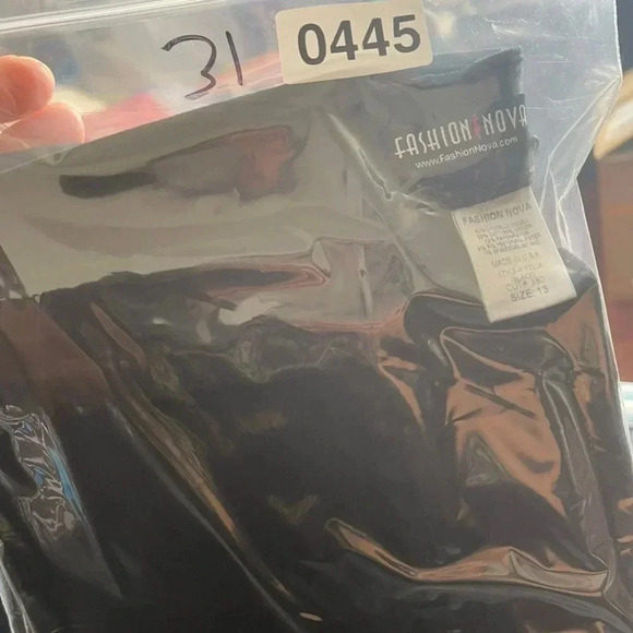 Fashion Nova Women's Black Skinny Distressed Jeggings. High Rise.  Stretchy - Picture 10 of 10